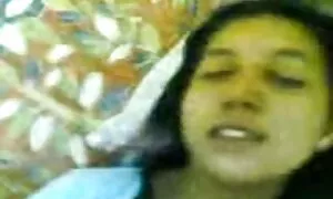 جوليا آن مقص في سن المراهقة سكس مع كلاب