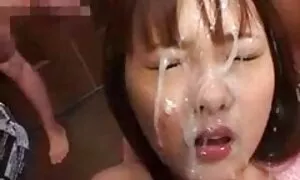 مثير مرهف القرمزي يحب ممارسة العادة السرية مواقع جنس حيوانات