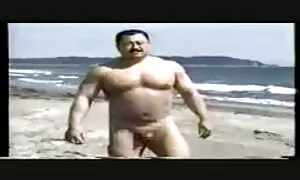 دع الإلهة اللامعة تأخذك إلى نشوة سكس محارم نسوان