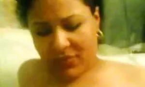 يمسح كس فاتنة الهندي مارس الجنس في سكس امهات طحن