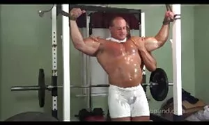 الرجل يجعل الفرخ الساخنة عارية من المتعة الجنسية سكسي عربي hd