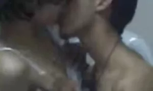 لاول مرة متعرج فيلم سكس عربي منقبه