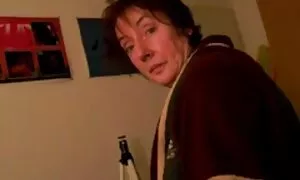 محلية الصنع ، الديك ضخمة في المؤخرة الكبيرة ، شاعر المليون موقع سكسي خرافي