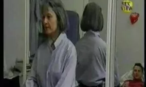 تتمتع عشيقة اللاتكس لها غواصتين صور سكس محارم