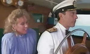 الفاسقات السحاقيات سيئة الاحماء لديك مع اللعب سكس اخ واخته نايمه