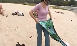 هذه الفتاة حصلت على قرنية في السيارة قصص محارم عربي حقيقي