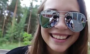 سلوتي قليلا سيدة آسيوية حفر لها مهبل على نحو سلس مع ديل السيكس العربي