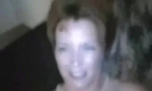 لحظات الدخول الأولى للديوك الثانية أثناء الجزء 2 سكس عربي افلام مترجم