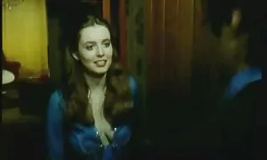 ريان كونور ربة منزل خائنة بزاز مصريه