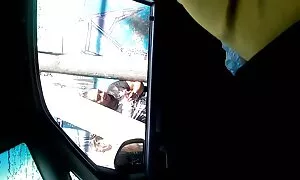 الاستمناء في حديقة عامة على أمل الوقوع صور ورعان سكس عربي